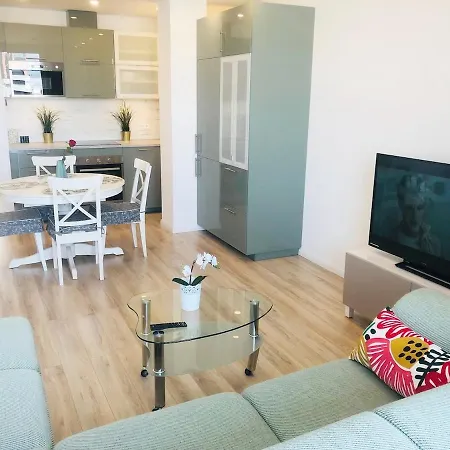 Brand New! 2bdr 70m2 Old Town *